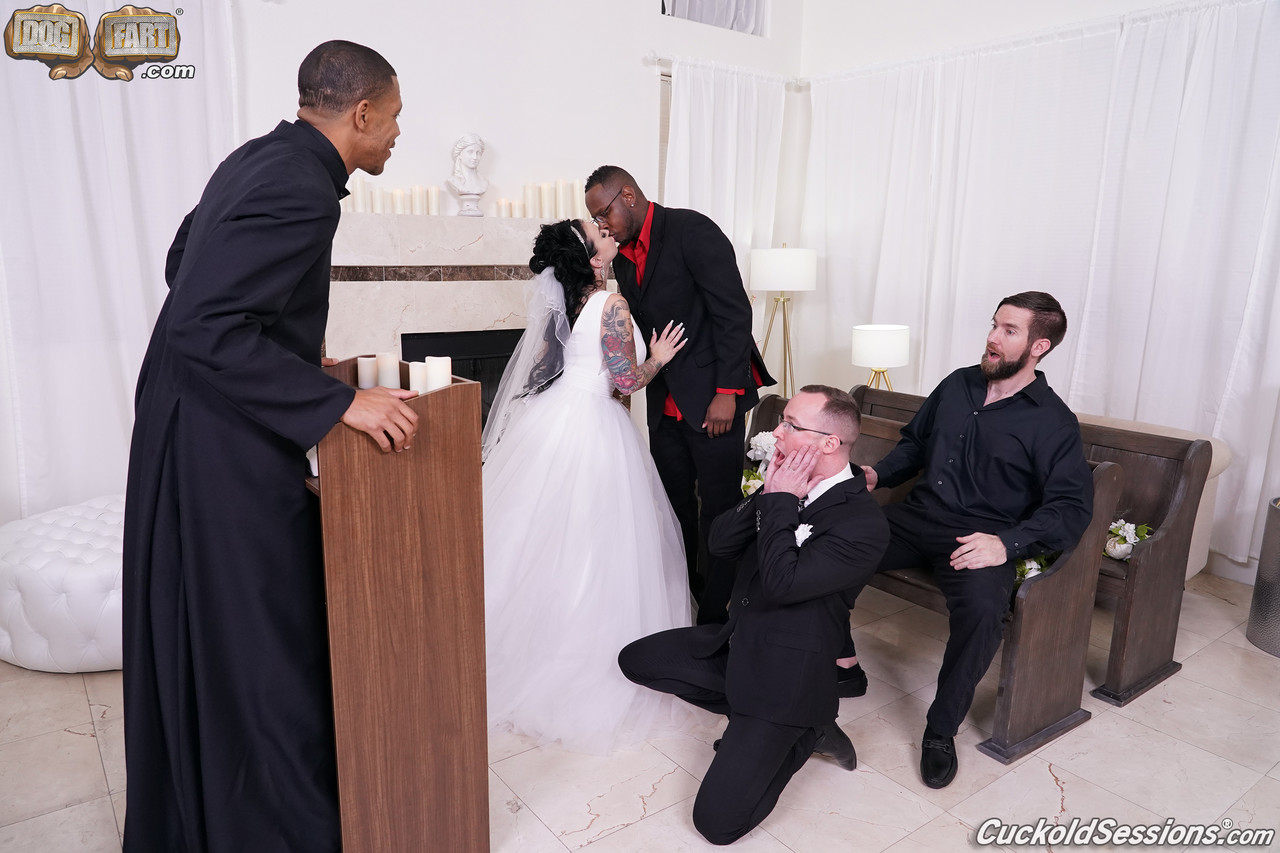 Cuckold Sessions Interracial Wedding porn photo #424217569
