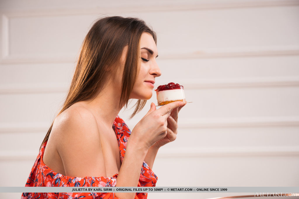 Beautiful Julietta sensuously licks the strawberries on a cheesecake and Porno-Foto #428922705