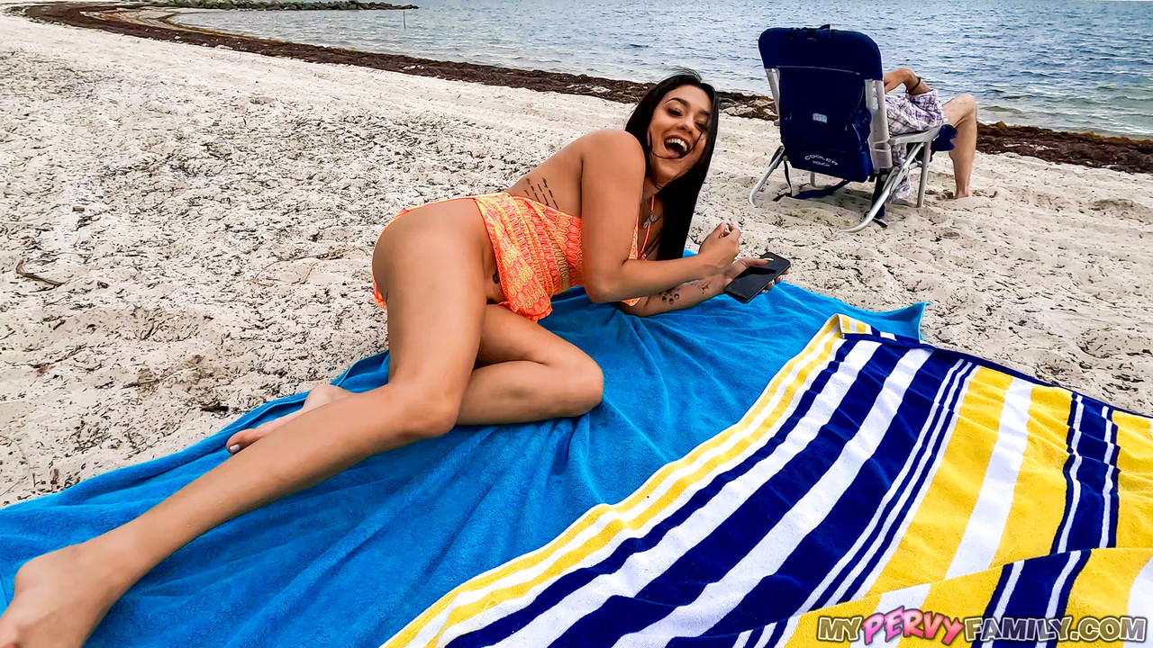 A beach day with your family isn't exactly the ideal way to celebrate Labor порно фото #422662444 | My Pervy Family Pics, Serena Santos, Johnny Love, Cum In Pussy, мобильное порно