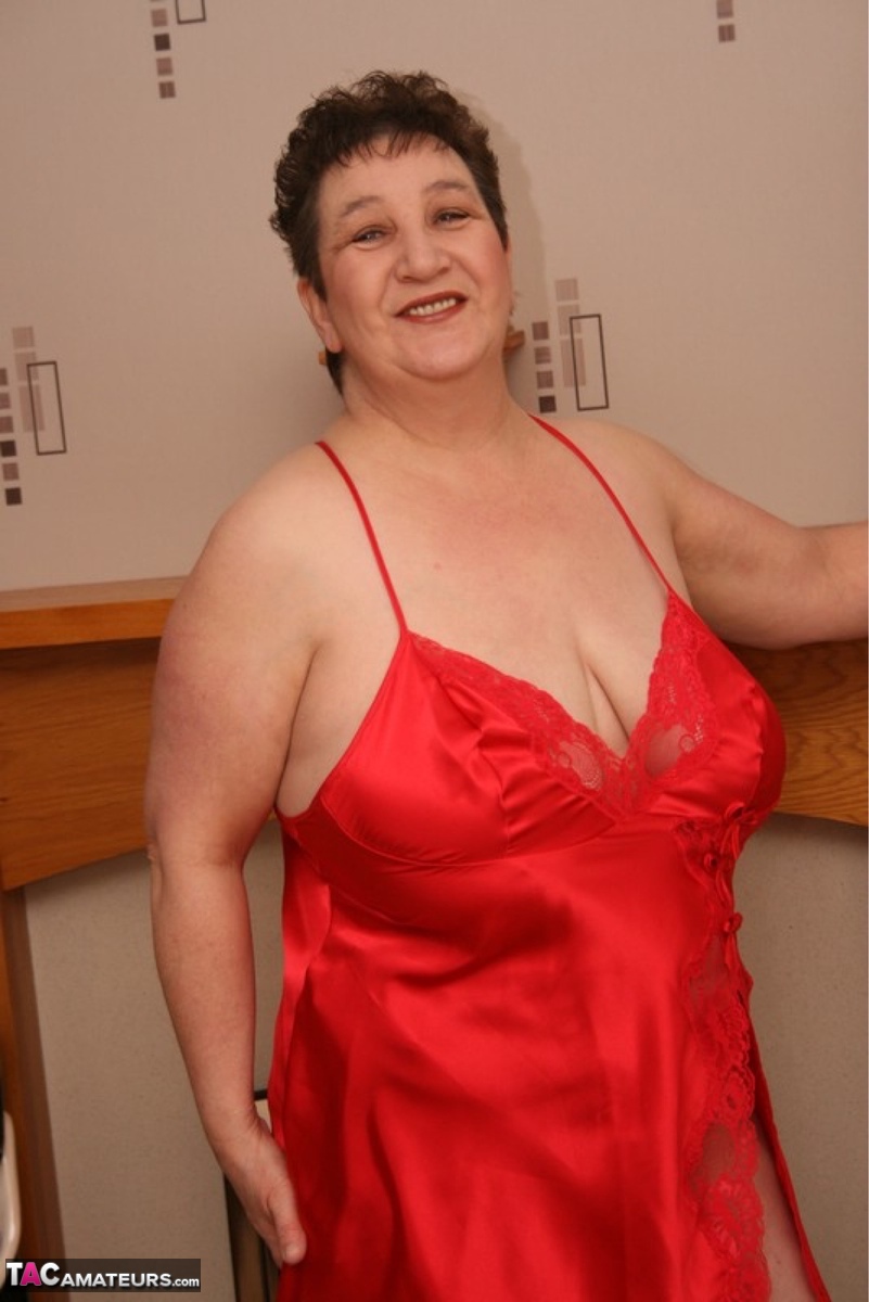 Overweight Mature Woman Kinky Carol Releases Her Large Tits From Red Lingerie