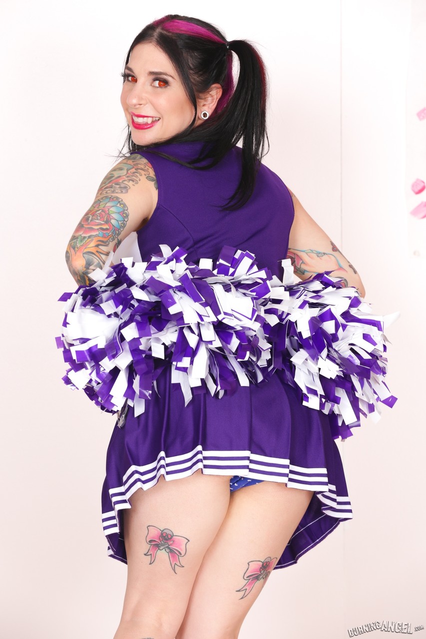 Tattooed cheerleader Joanna Angel yanks on her pigtails after getting naked 포르노 사진 #422770350