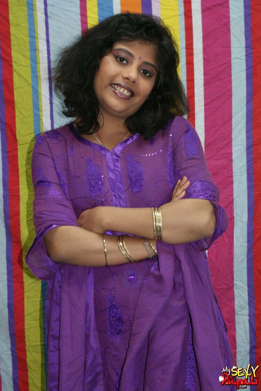 Big boobs rupali in purple Indian shalwar suit porn photo #425075557