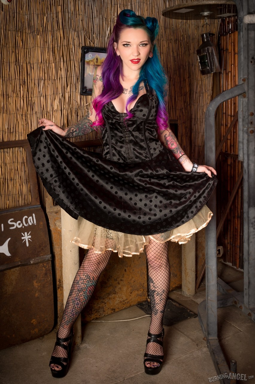 Tattooed Kandy Kummings in heels and fishnet stockings spreading her ass porno fotoğrafı #427700096