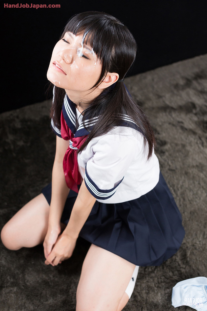 Cute Japanese schoolgirl bares her pussy before getting cum on face after a HJ ポルノ写真 #429088665