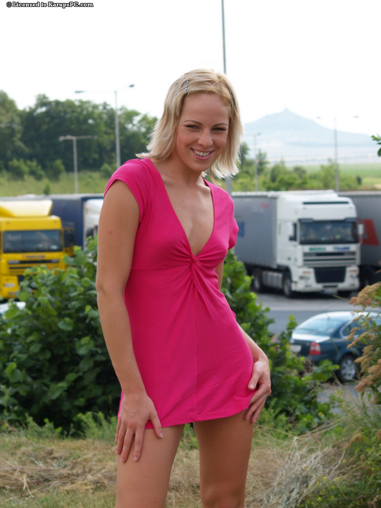 Nackt amateur outdoor