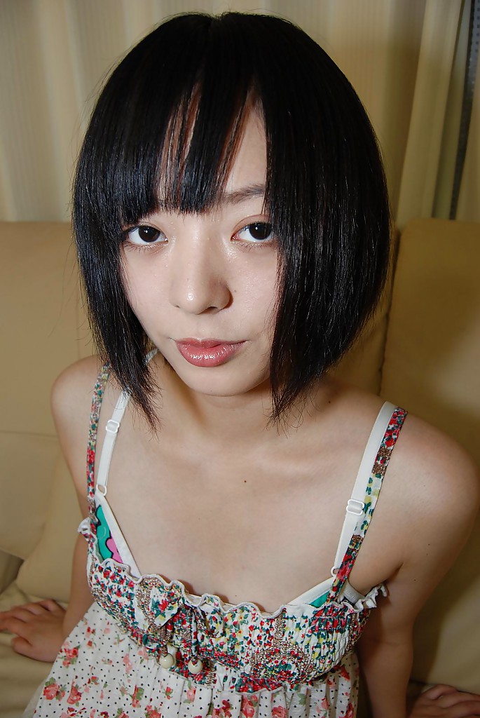 Nasty brunette babe Haruka masturbating her hairy asian pussy 色情照片 #424869888