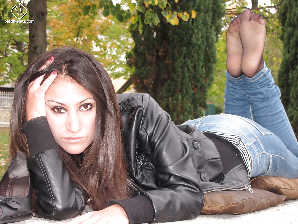 Dazzling foot fetish lover Ambra is a great pantyhose model porn photo #428633986