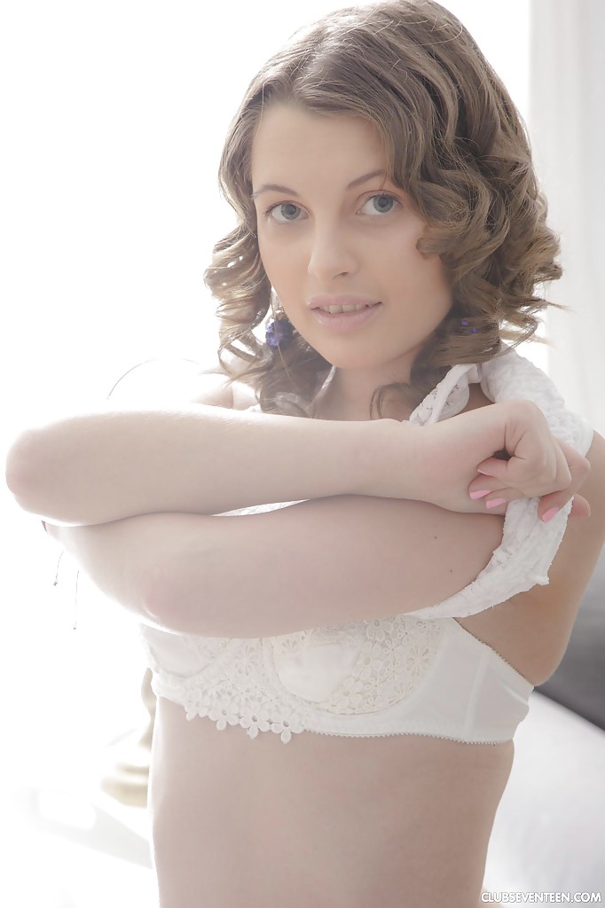Pretty teen girl in white bra and underwear makes her nude modelling debut foto porno #426948384