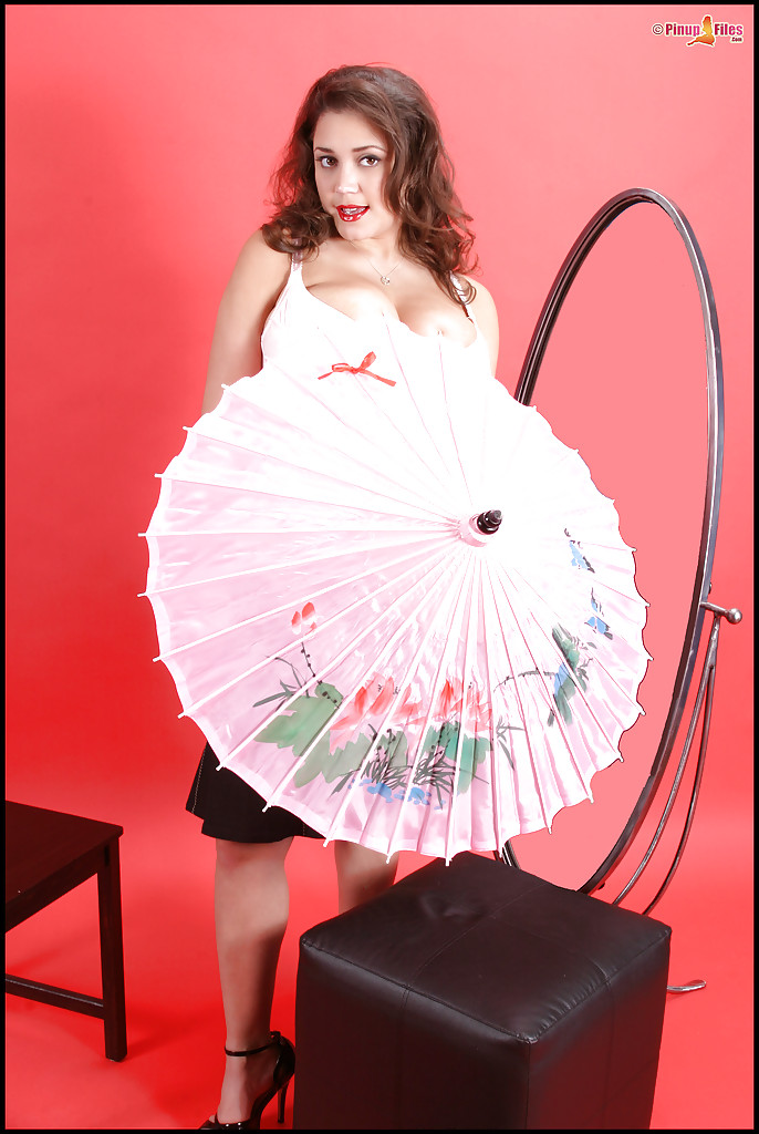 Adorable babe with huge boobs posing with an umbrella 포르노 사진 #424803157 | Pinup Files Pics, Miriam Gonzalez, Big Tits, 모바일 포르노