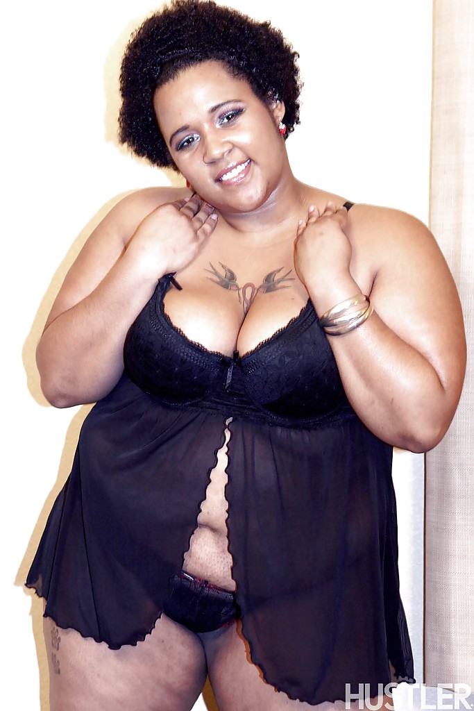 Black fatty Kitten removes lingerie to expose her big fat ass Porno-Foto #423731989 | Hustler Pics, Kitten, BBW, Mobiler Porno