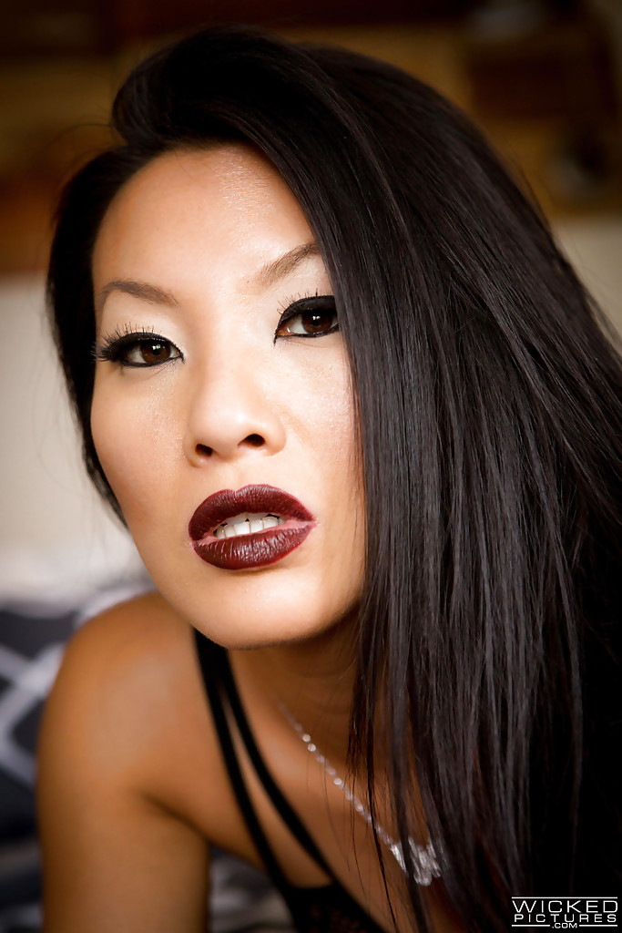 Sultry Asian babe Asa Akira modelling in mask and sexy lingerie ポルノ写真 #427247899 | Wicked Pics, Asa Akira, Asian, モバイルポルノ