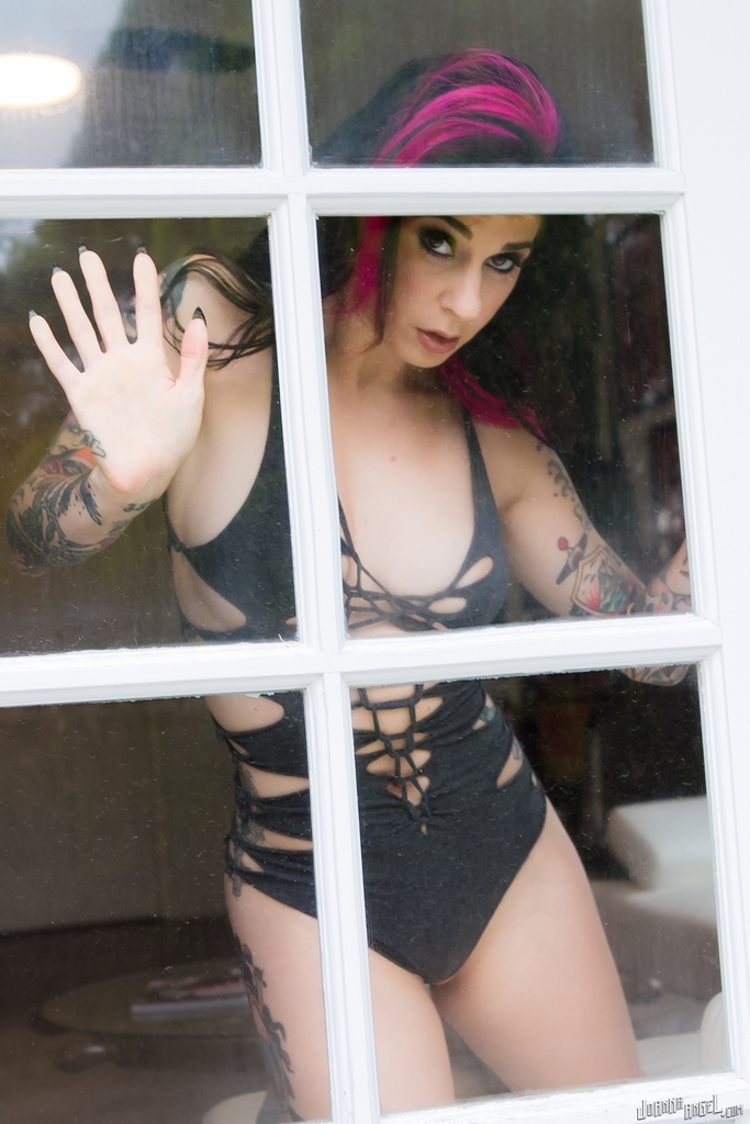 Heavily tattooed model Joanna Angel slips off her sensual black onesie zdjęcie porno #428954707