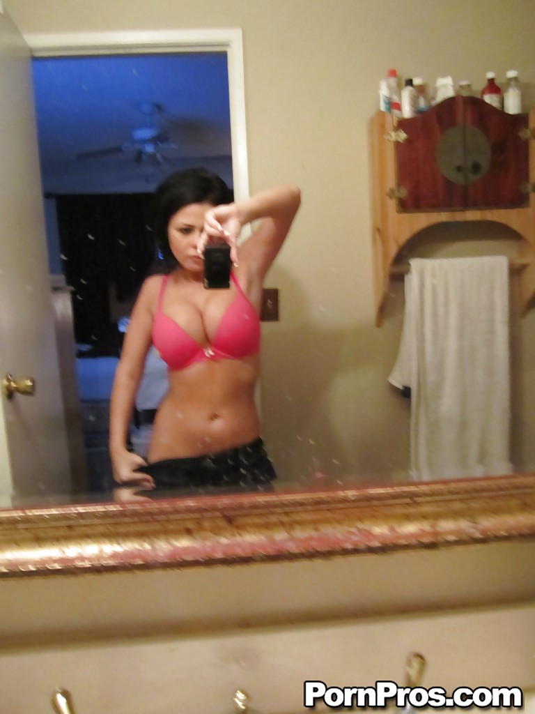 Hot Ex Gf Loni Evans Taking Selfshots Of Her Perfect Tits In Bathroom Mirror