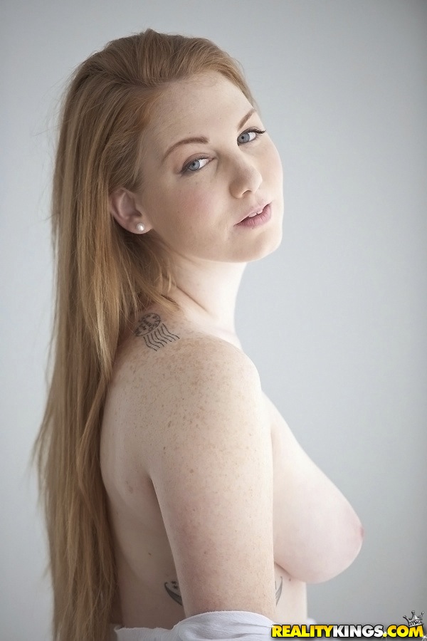 Pale redhead Bre Pheonix uncovers her nice tits before pinching her nipples zdjęcie porno #424077996 | Big Naturals Pics, Bre Pheonix, Redhead, mobilne porno