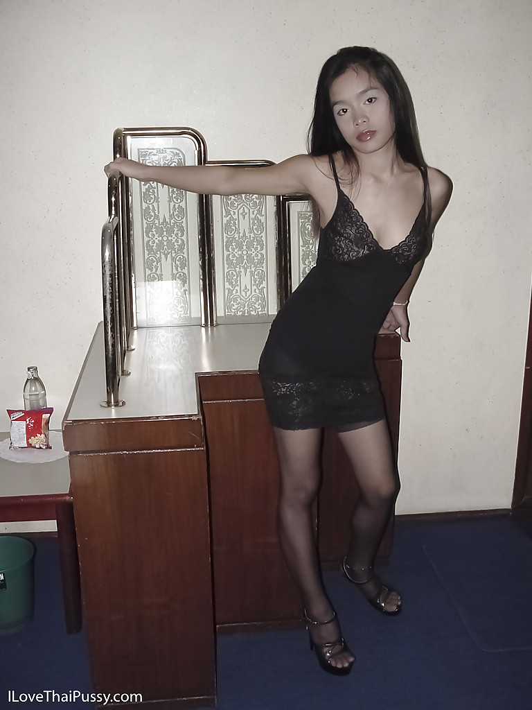 Adorable asian babe posing and showing off her sweet titties and muff ポルノ写真 #426637601 | I Love Thai Pussy Pics, Fon, Thai, モバイルポルノ