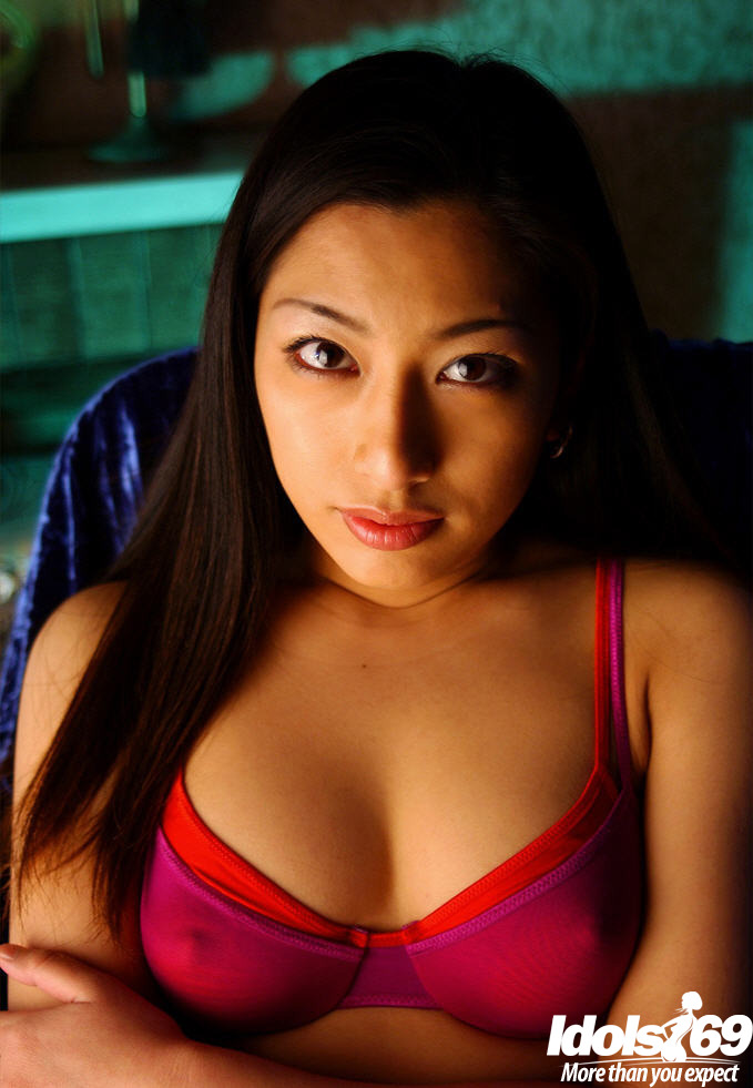 Stunning asian babe Ran Asakawa uncovering her petite tiny tits porno fotoğrafı #428469512