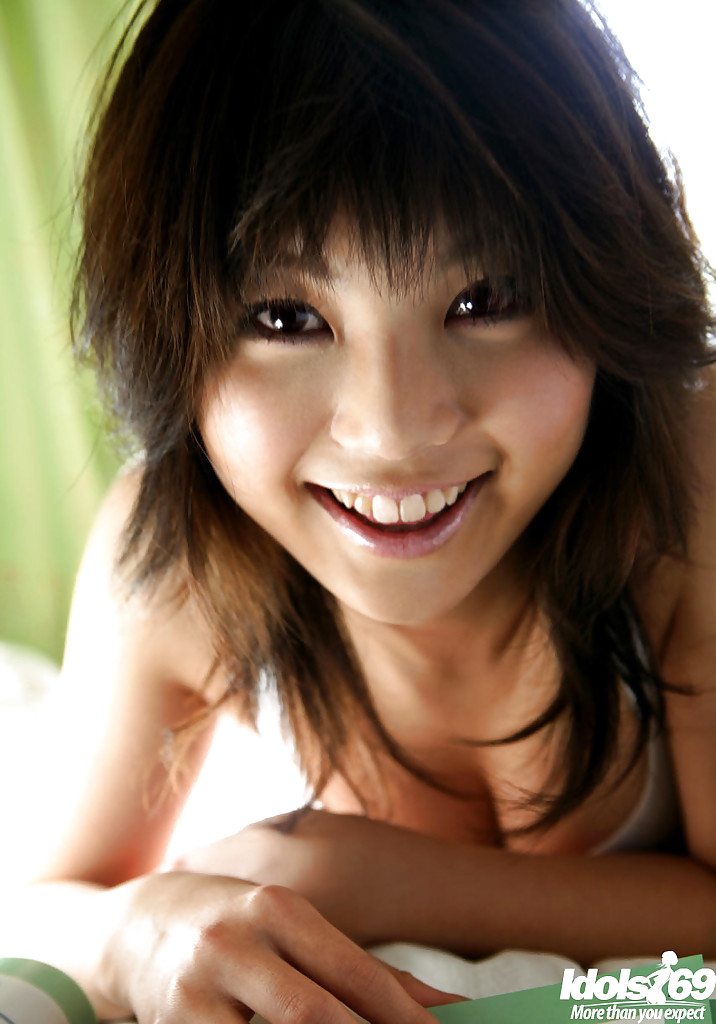 Foxy asian babe Azumi Harusaki uncovering her sweet bosoms foto porno #426950695