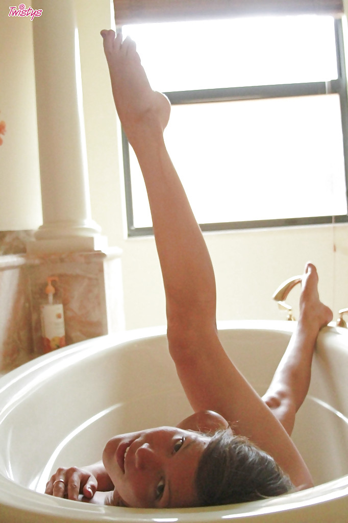 Pretty babe with long slender legs Noma Hill posing naked in the bath порно фото #424778075 | Twistys Pics, Noma Hill, Pornstar, мобильное порно