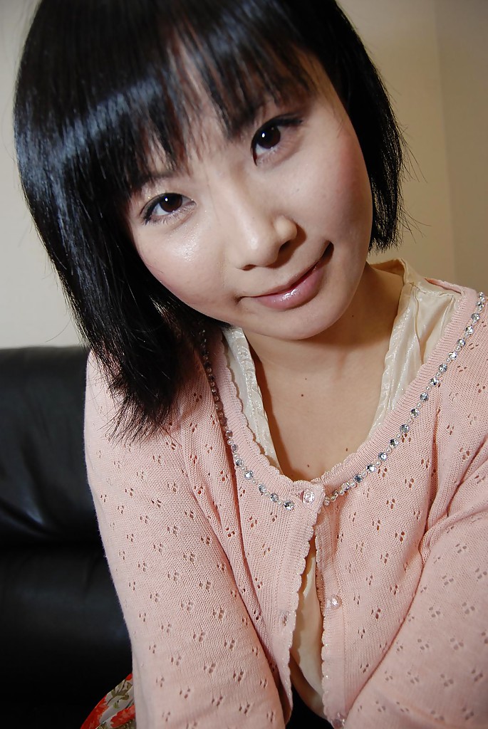 Asian Babe Minori Nagakawa Stripping Down And Exposing Her Hairy Cunt