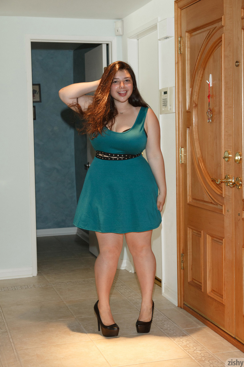 Adorable fatty Carolina Munoz fondles her big tits and teases with her fat ass 포르노 사진 #422548613 | Zishy Pics, Carolina Munoz, Chubby, 모바일 포르노