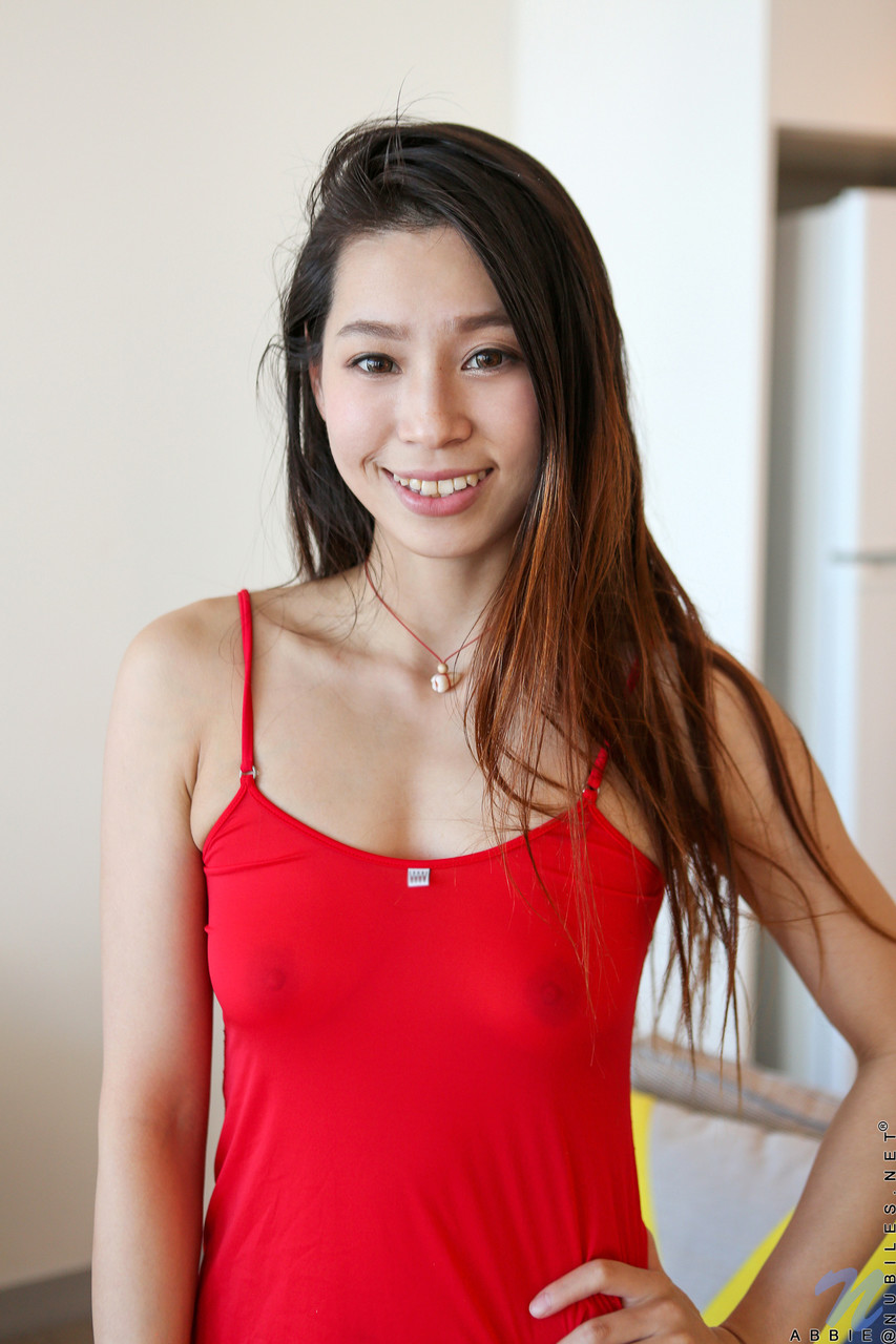 Petite Asian teen Abbie toys her shaved pussy with a double dildo to orgasm foto porno #427474547 | Nubiles Pics, Abbie, Asian, porno móvil