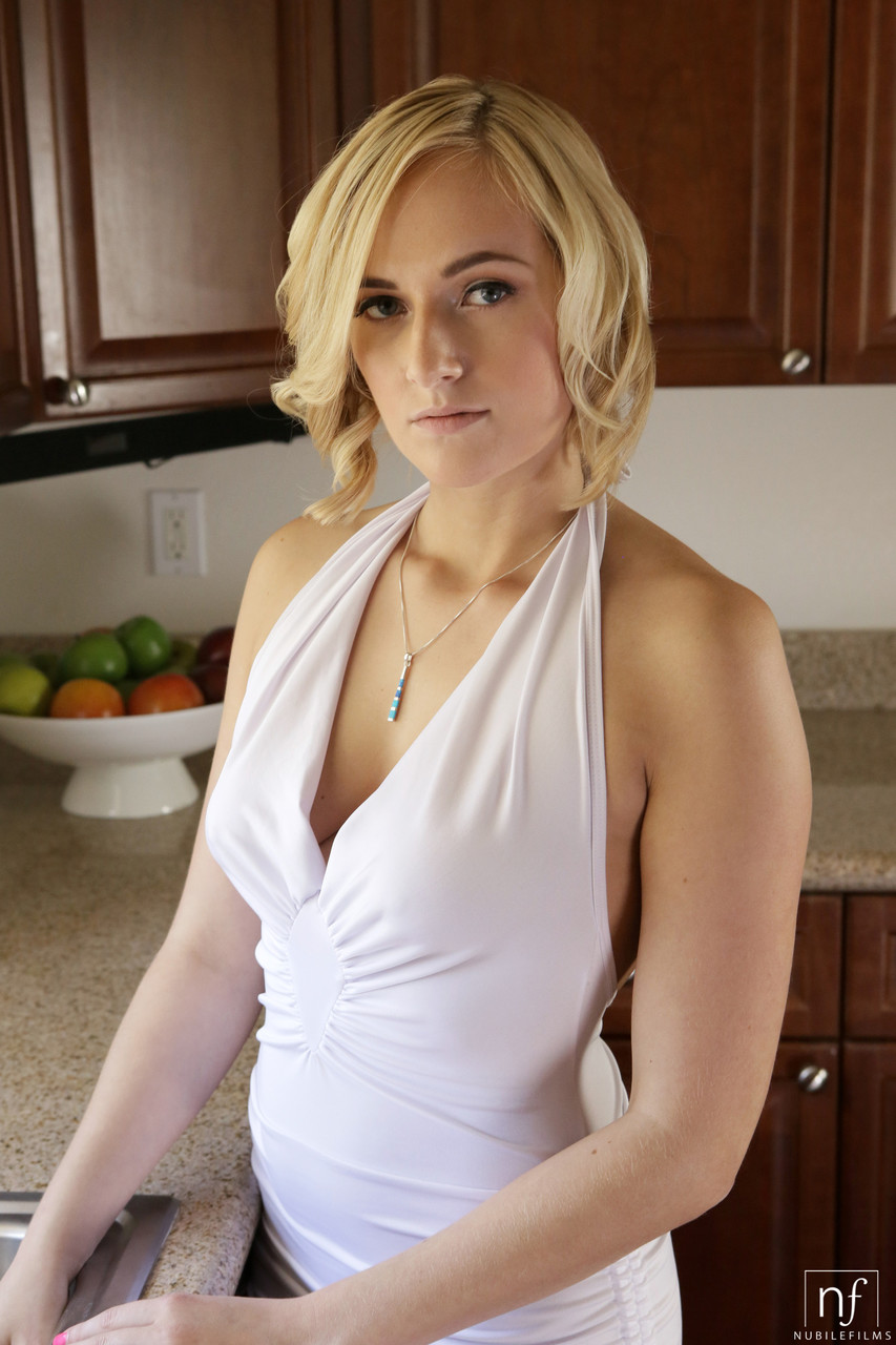 Blonde housewife Kate England gets orally pleased and pounded in the kitchen foto porno #423888983