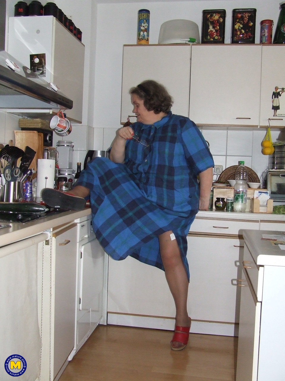 Fat mature housewife Birgid masturbates with a cucumber in the kitchen 포르노 사진 #423883216 | Mature NL Pics, Birgid, Granny, 모바일 포르노