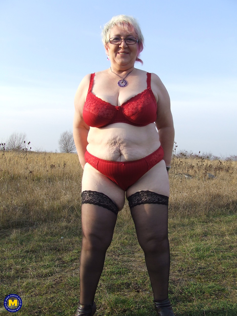 Wild granny with huge saggy tits Silke poses in lingerie & masturbates outside 色情照片 #422616209 | Mature NL Pics, Silke, Granny, 手机色情
