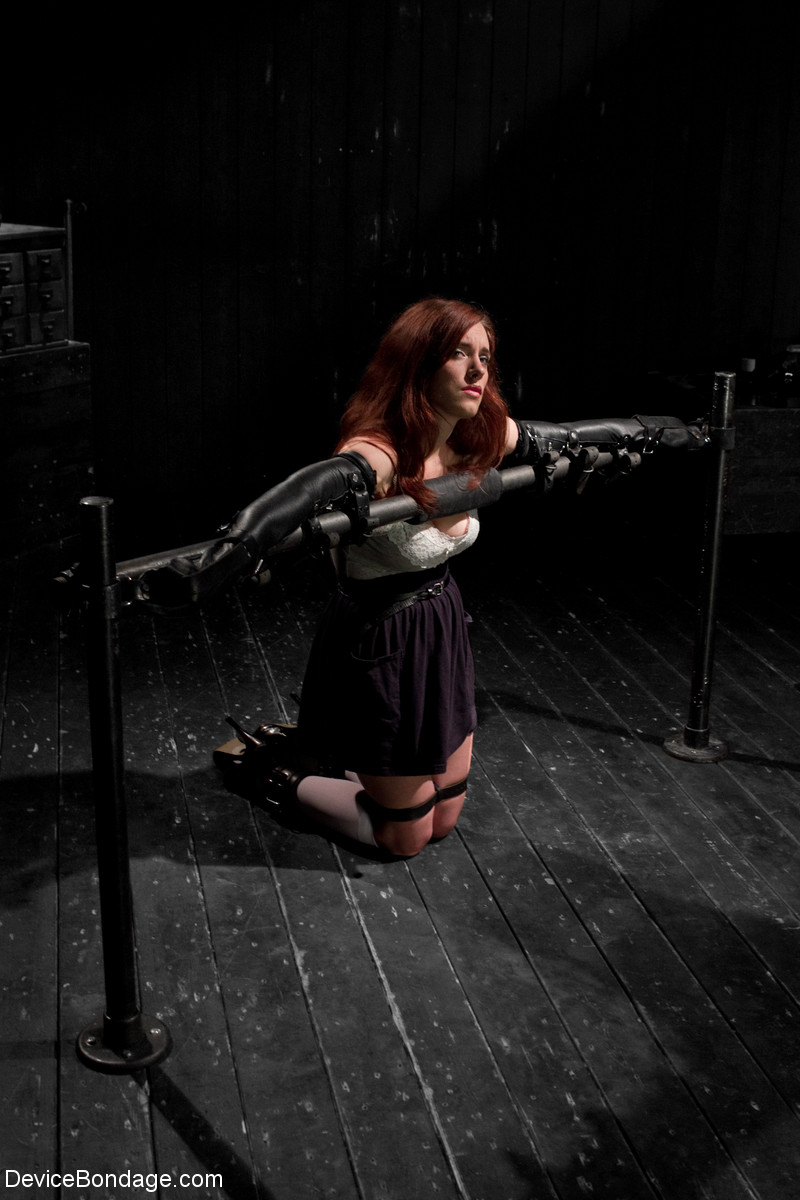 Submissive ginger Iona Grace gets humiliated while tied up in metal bondage foto pornográfica #424878477