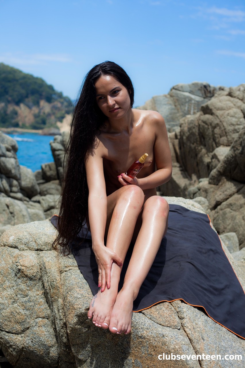 Brunette teen Monica Brown shows off her tiny tits and masturbates outdoors 포르노 사진 #426839839 | Club Seventeen Pics, Monica Brown, Beach, 모바일 포르노