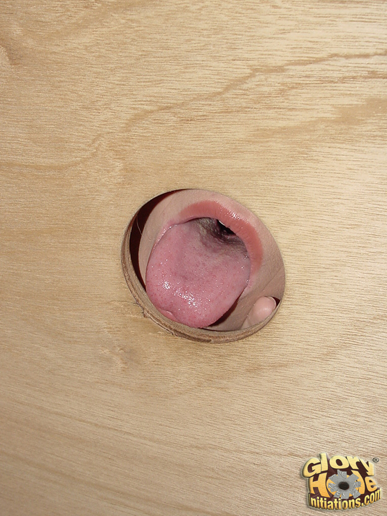 Summer Sweet knows how to use gloryhole and sucks cock sticking out of it Porno-Foto #424606262 | Gloryhole Initiations Pics, Summer Sweet, Gloryhole, Mobiler Porno