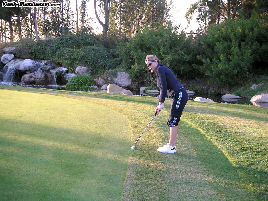 Dirty golf player Kelly Madison blows stiff prick after a golf match 色情照片 #426743915 | Kelly Madison Pics, Kelly Madison, Teacher, 手机色情