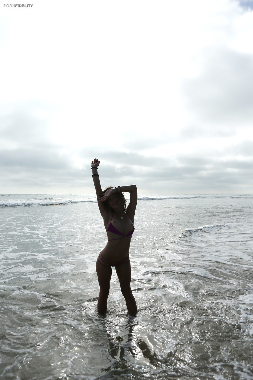 Pornstar Ariel Winters showing off her hot tits on a sunny day at the beach zdjęcie porno #425058657 | Porn Fidelity Pics, Ariel Winters, Ryan Madison, Beach, mobilne porno