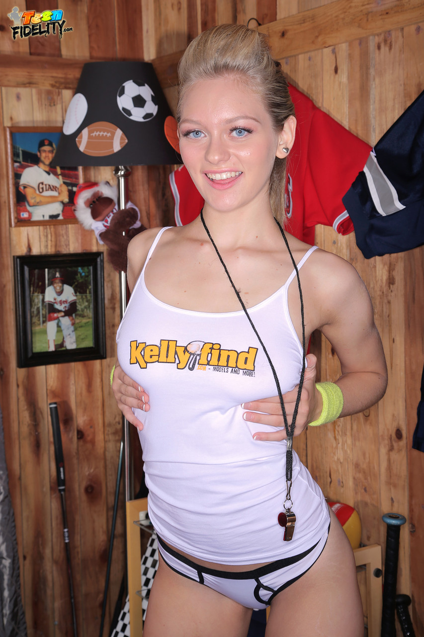 Sporty teenage babe Alli Rae disrobes to show her slender body & small tits porno fotky #424563434 | Teen Fidelity Pics, Alli Rae, Ryan Madison, Sports, mobilní porno