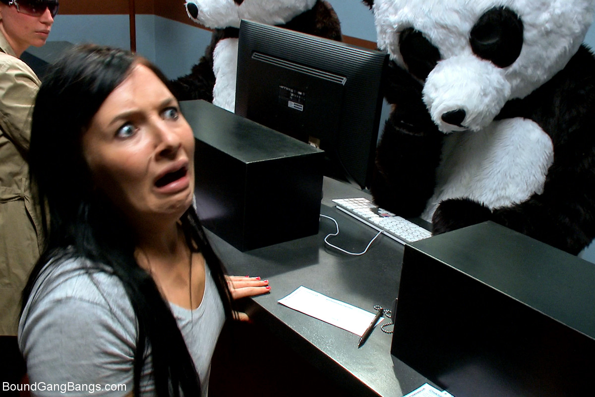 Dark haired female Ashli Orion is stalked by Pandas wherever she goes 色情照片 #425487933
