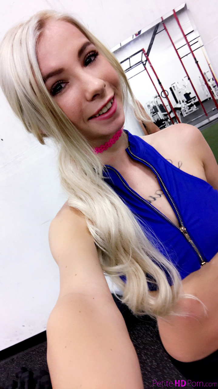 Fit blonde girl Kenzie Reeves bangs a man in the gym after a workout foto porno #426502741 | Nubiles Porn Pics, Kenzie Reeves, Skinny, porno mobile