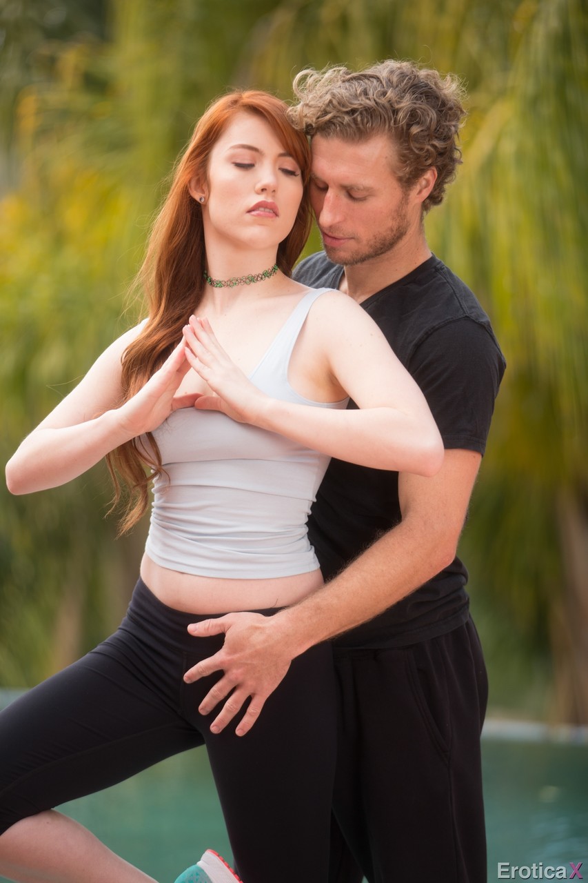 Slender hot redhead Gwen Stark seduced by yoga coach for doggystyle & cumshot foto porno #424549515