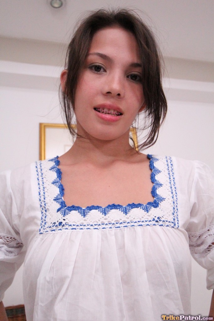 Asian cutie Ann loses her outfit and presents her tiny tits and twat 色情照片 #427420803 | Trike Patrol Pics, Ann, Asian, 手机色情