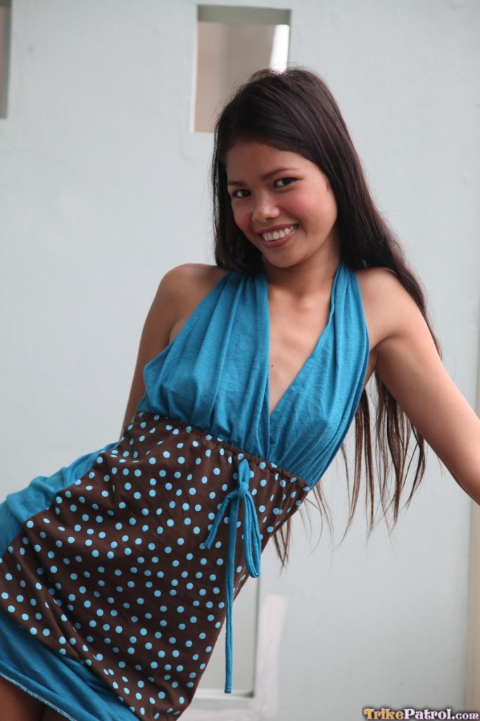 Pretty Filipina teen Anabel teases with tiny boobs & poses nude on the terrace foto pornográfica #422462758 | Trike Patrol Pics, Anabel, Asian, pornografia móvel