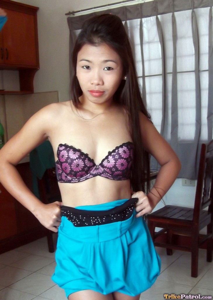 Brunette Asian Ashley doffs her clothes & poses nude before getting a creampie zdjęcie porno #424250627 | Trike Patrol Pics, Ashley, Filipina, mobilne porno