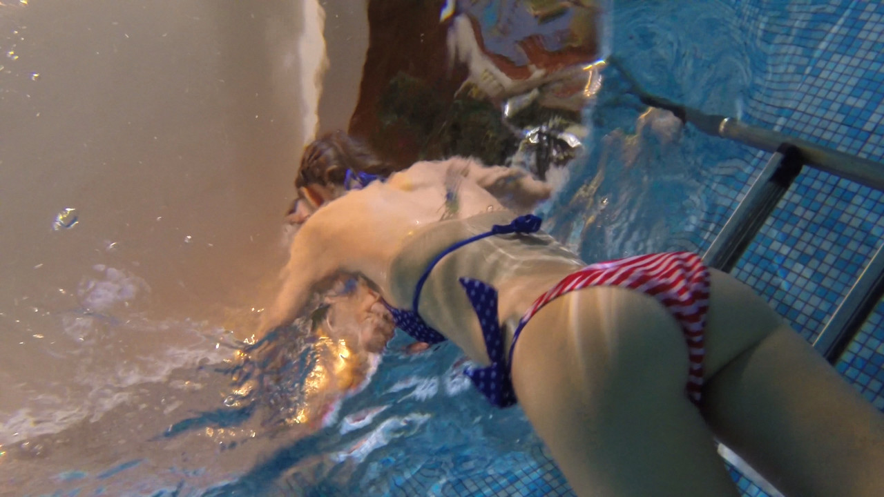 Erotic young swimmer Anina Silk in patriotic bikini gets boned by the pool foto porno #425350883