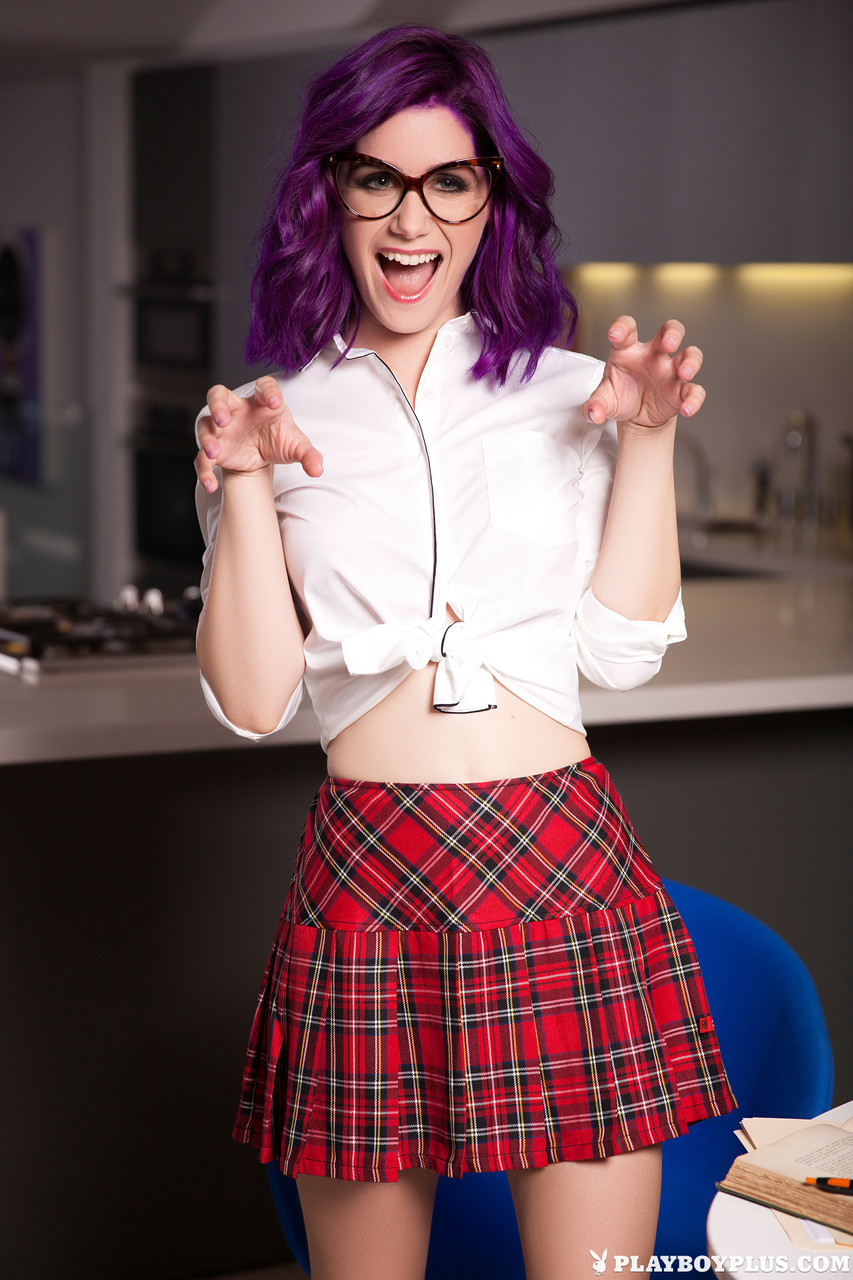 Purple haired schoolgirl Lo drops uniform to pose tiny tits on kitchen counter foto porno #424913928
