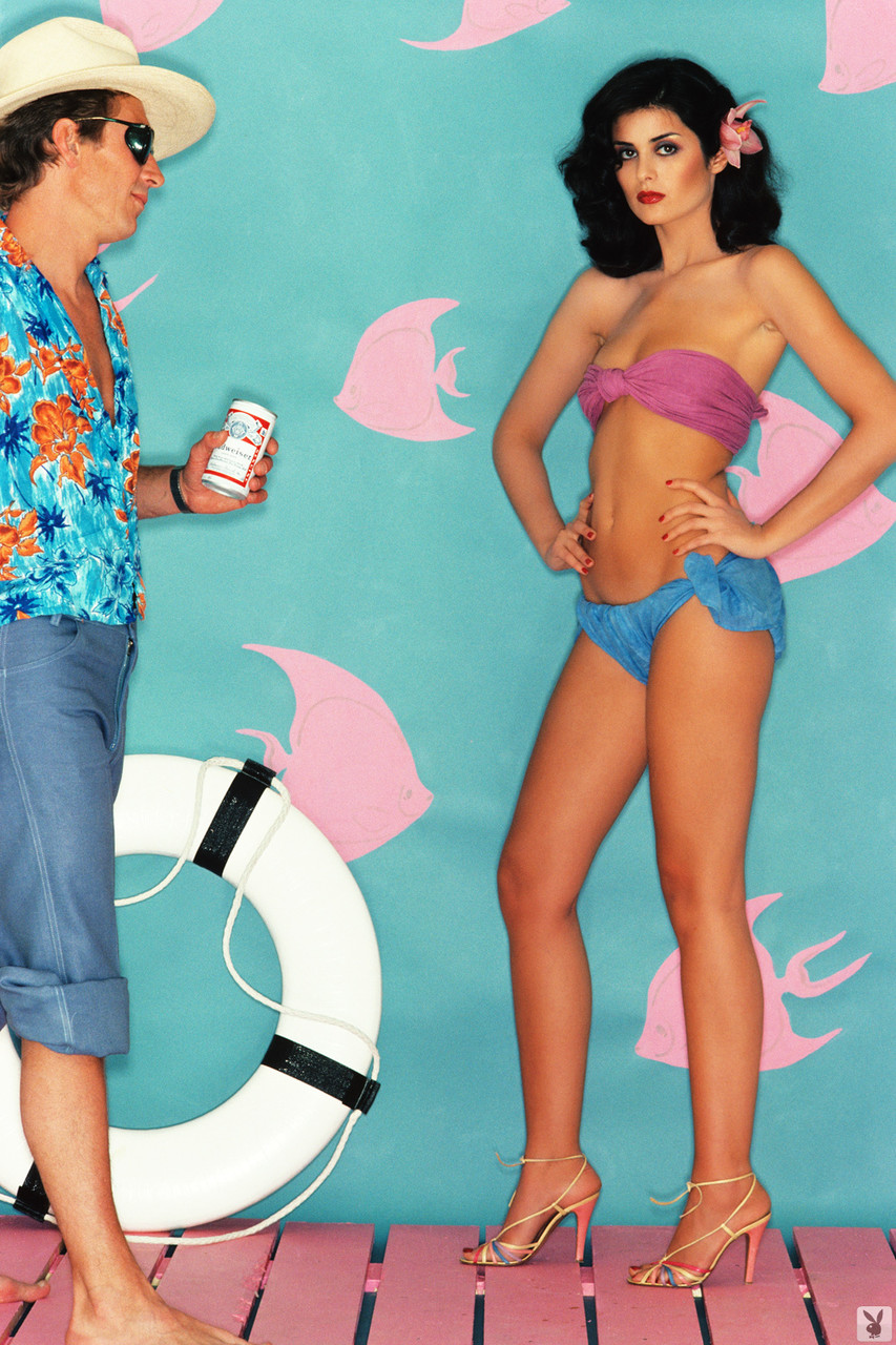 Very hot skinny model Karen Hafter reveals her medium breasts and hairy vagina 色情照片 #424899281 | Playboy Plus Pics, Karen Hafter, Centerfold, 手机色情