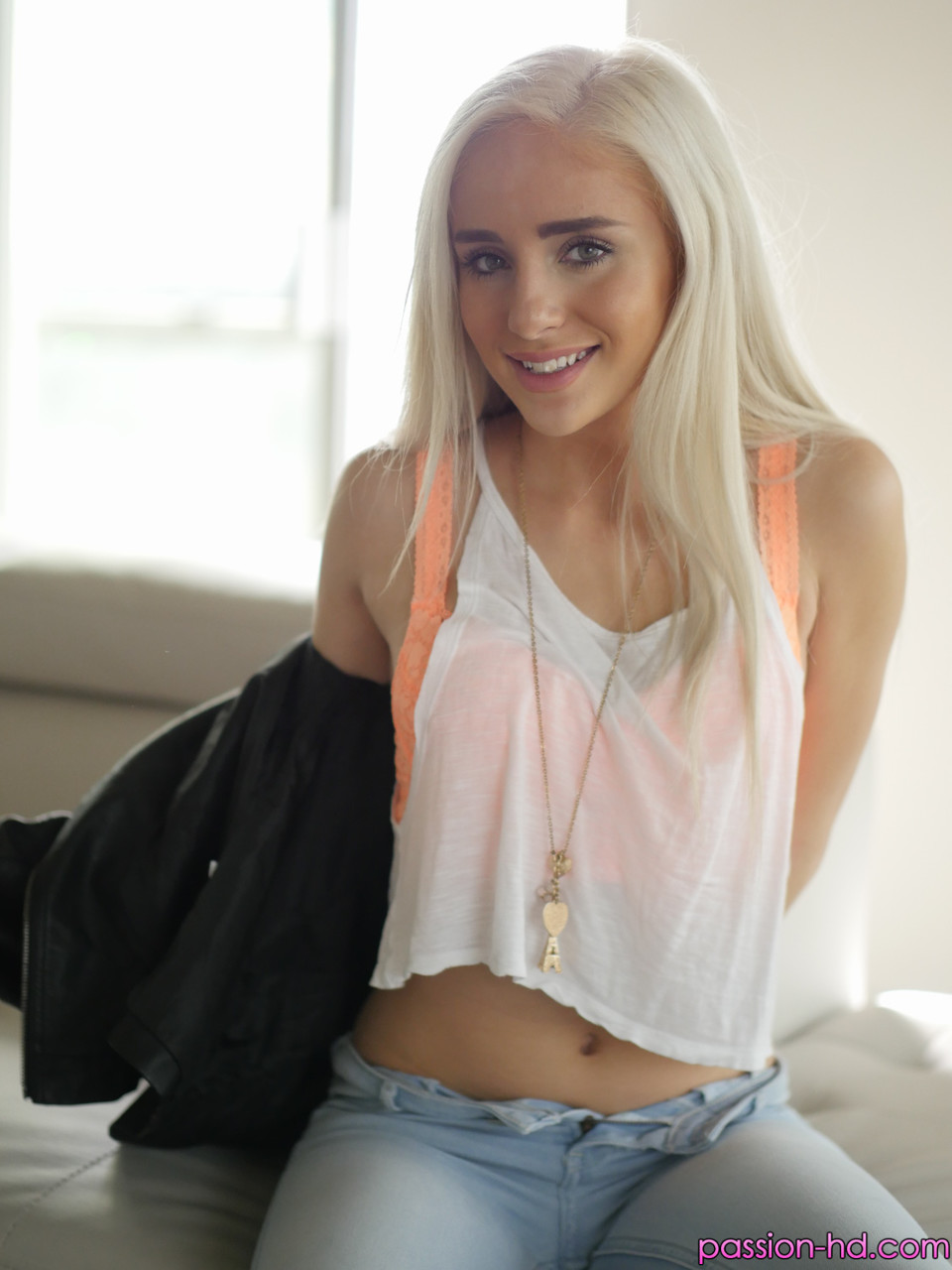 Blonde teen with a lovely smile Naomi Woods bares her sweet small tits & butt foto porno #427534809 | Passion HD Pics, Naomi Woods, Teen, porno mobile