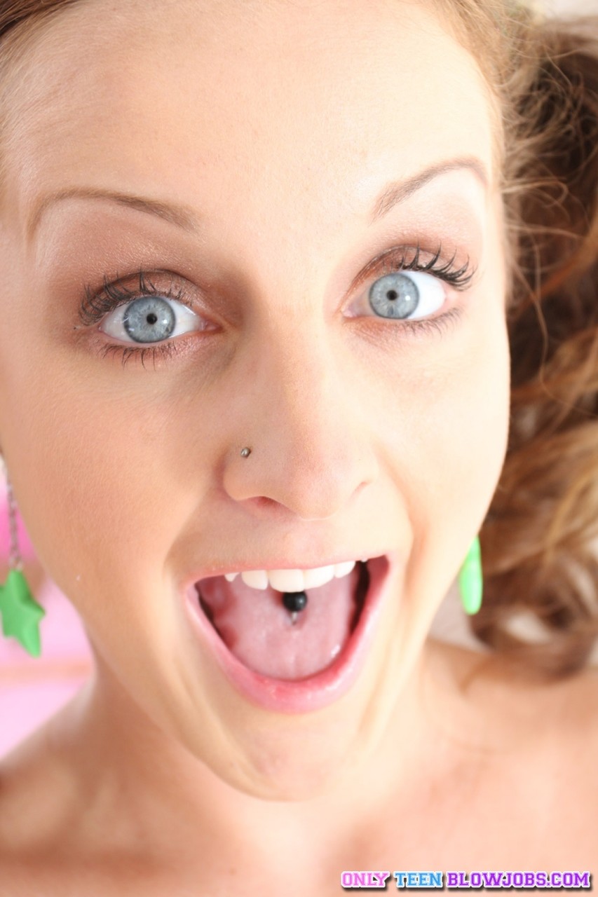 Blue-eyed teen in pigtails Melissa Matthews gets face jizzed after POV blowjob ポルノ写真 #423801154