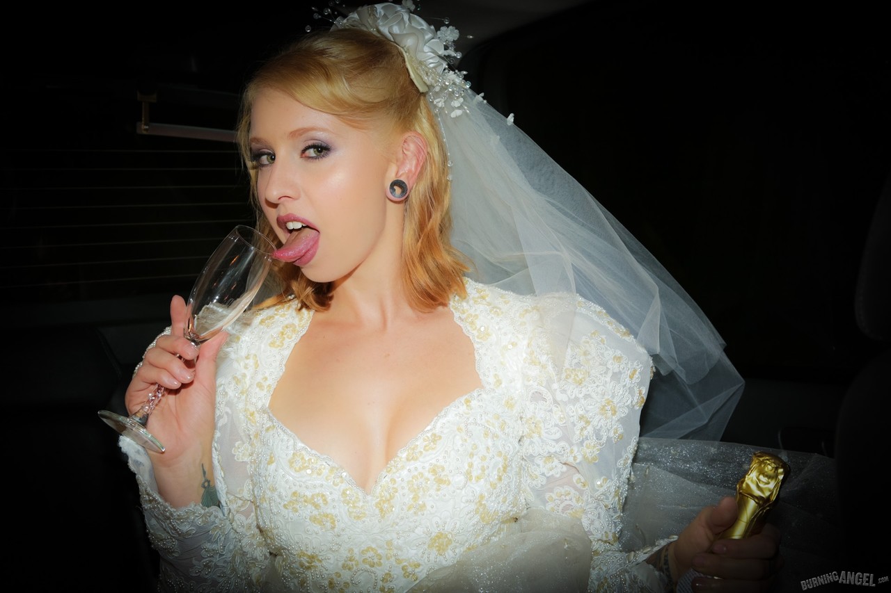 Crazy bride Eidyia fucked in the ass by black Prince Yahshua before wedding foto porno #427216913