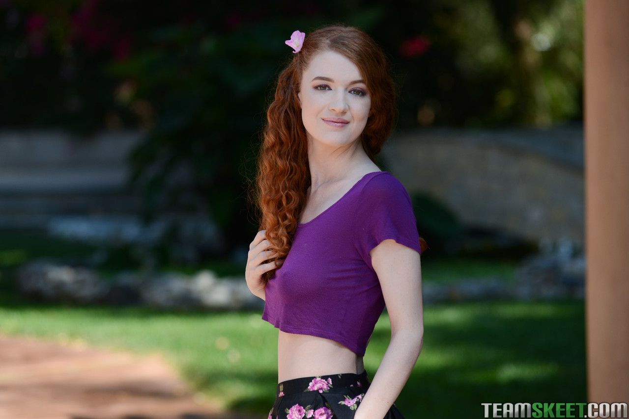 Redhead natural tits Abbey Rain lifts up her skirt showing tight ass and pussy foto porno #426467943 | Ginger Patch Pics, Abbey Rain, Redhead, porno ponsel