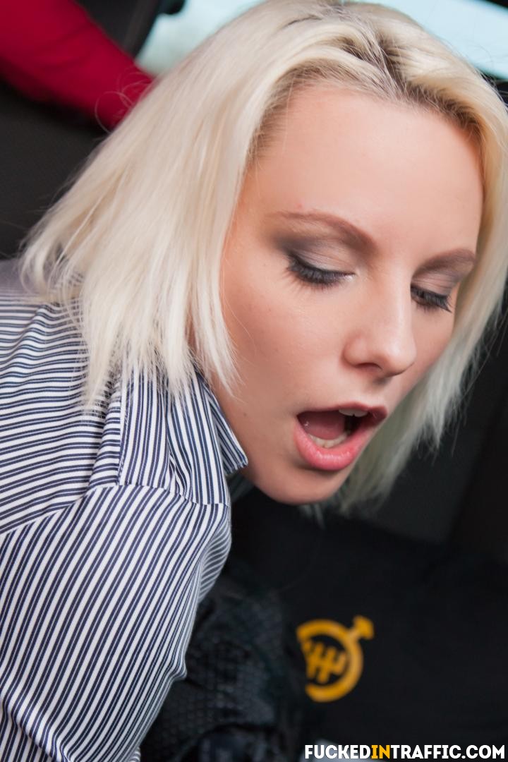 Bald driver picks up beautiful blonde Lucy Shine and fucks her in the car ポルノ写真 #427045496