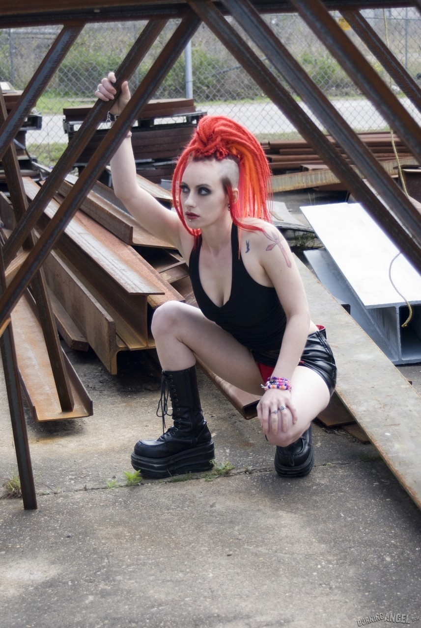 Punk girl with red hair poses nude in platform boots at industrial site ポルノ写真 #427909550 | Burning Angel Pics, Fetish, モバイルポルノ