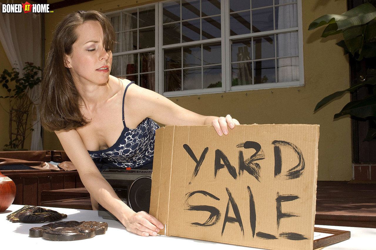 Petite Female Ann Parker Opts For Steamy Sex Over Having A Yard Sale